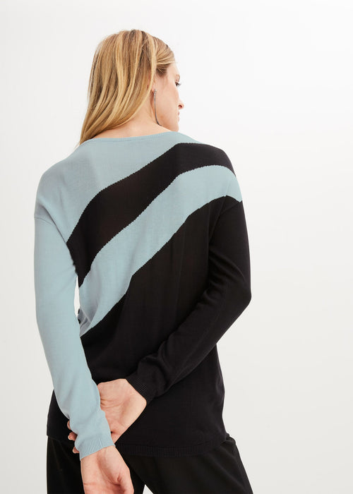 Oversize pulover s aplikacijom