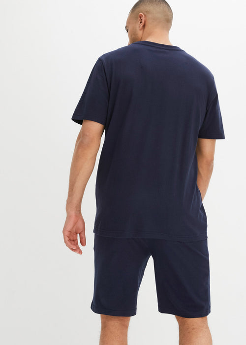 T-shirt majica i bermude od trikoa
