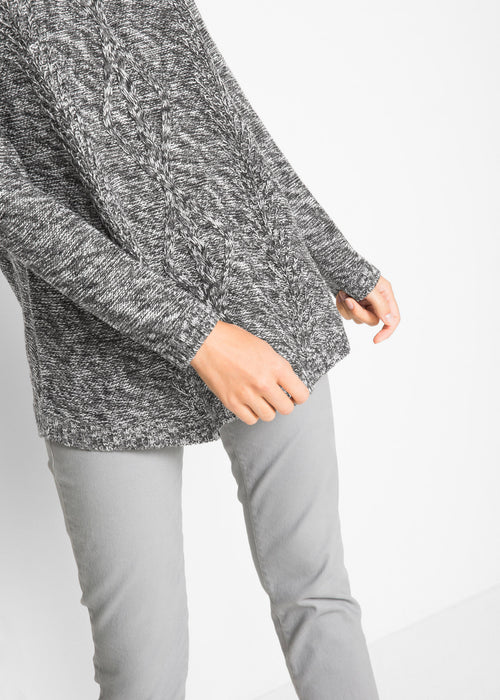 Pončo-pulover s dugim rukavima