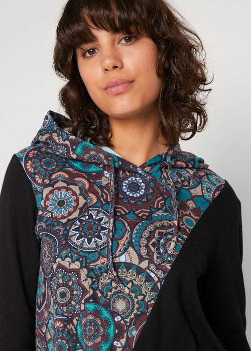 Majica s kapuljačom asimetrične linije u patchwork stilu s dugim rukavima