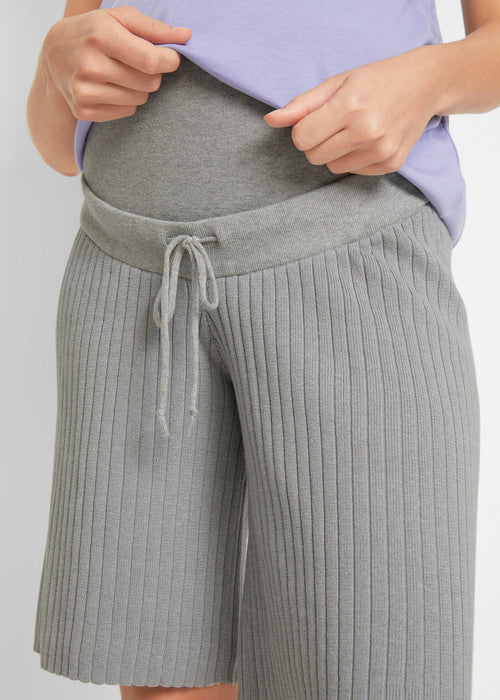 Rebraste kratke hlače za trudnice