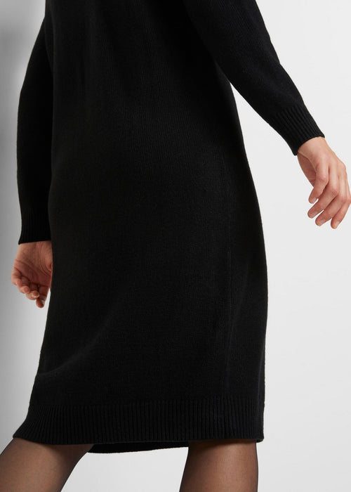 Udobna pletena haljina dužine do koljena
