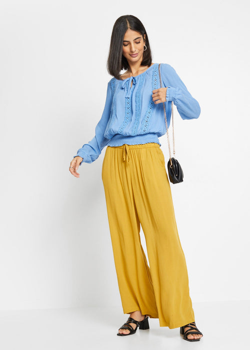 Bluza s kukičanom čipkom