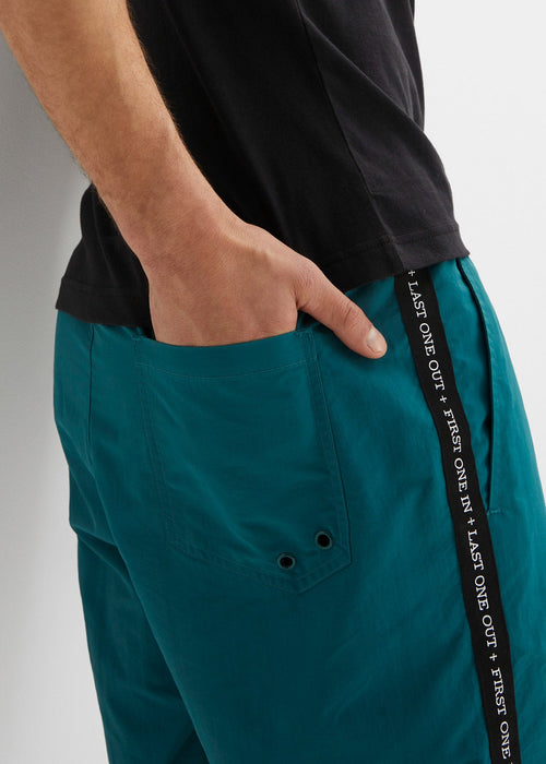 Kratke hlače klasičnog kroja od mikrovlakna