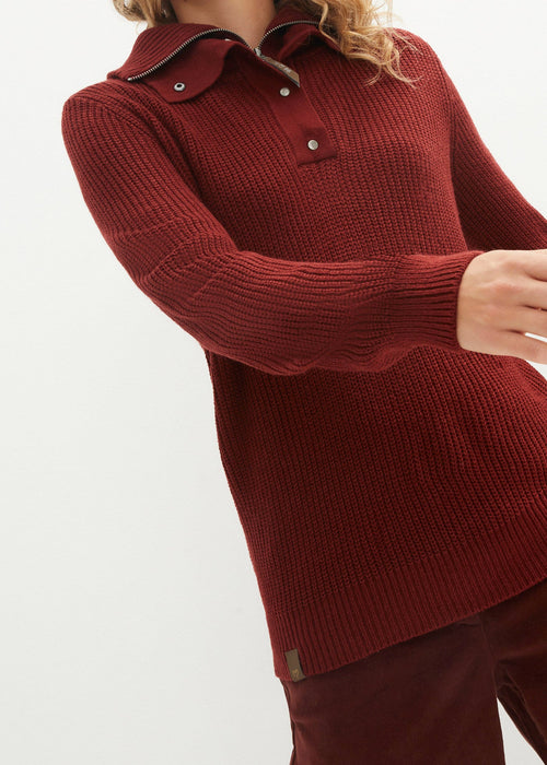 Pleteni pulover s visokim slojevitim ovratnikom s patentnim zatvaračem