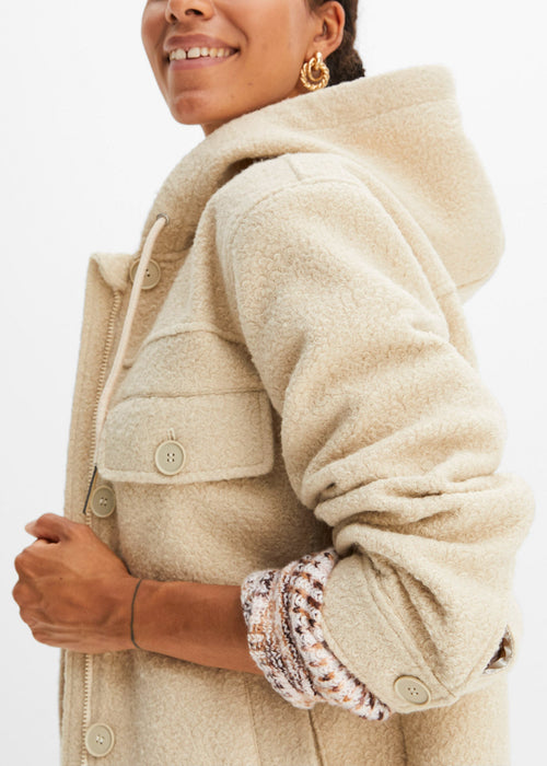 Kaput s džepovima u izgledu vune