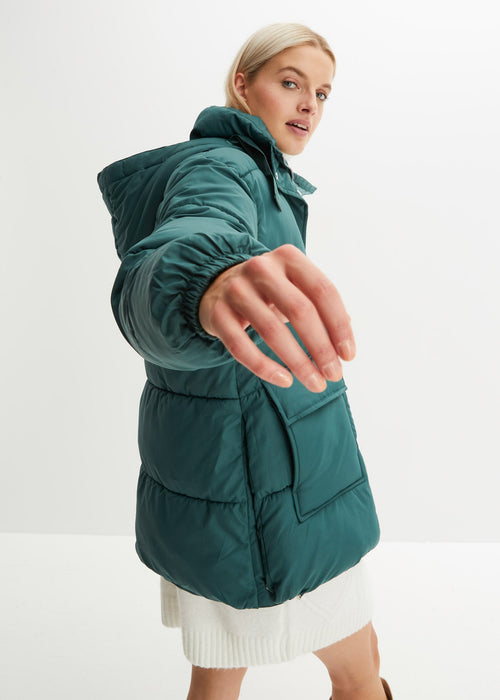 Prošivena jakna od recikliranog poliestera s odvojivom kapuljačom podstavljena vatom