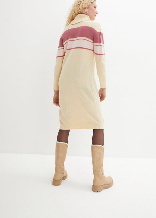 Udobna pletena haljina dužine do koljena