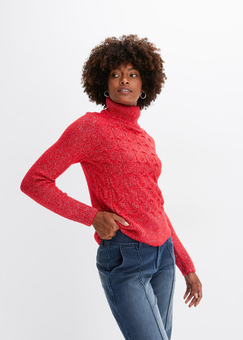 Pleteni pulover s pletenicama kraćeg kroja