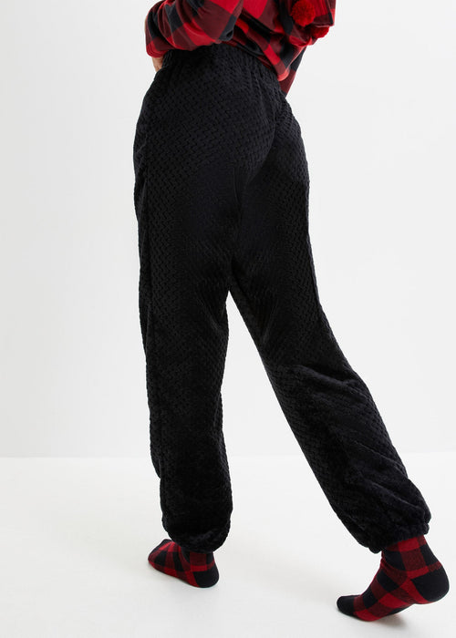 Plišane hlače pidžame od mekanog materijala s mekanu unutrašnjošću