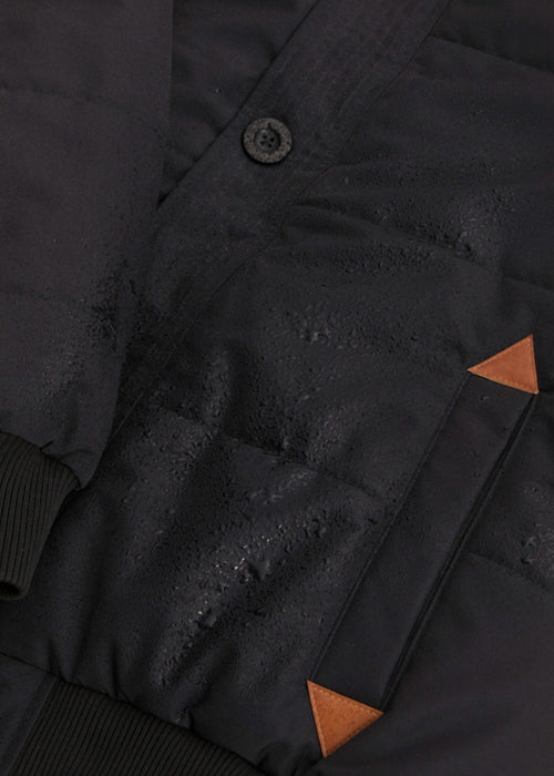 Funkcionalna jakna s kapuljačom u bomber kroju